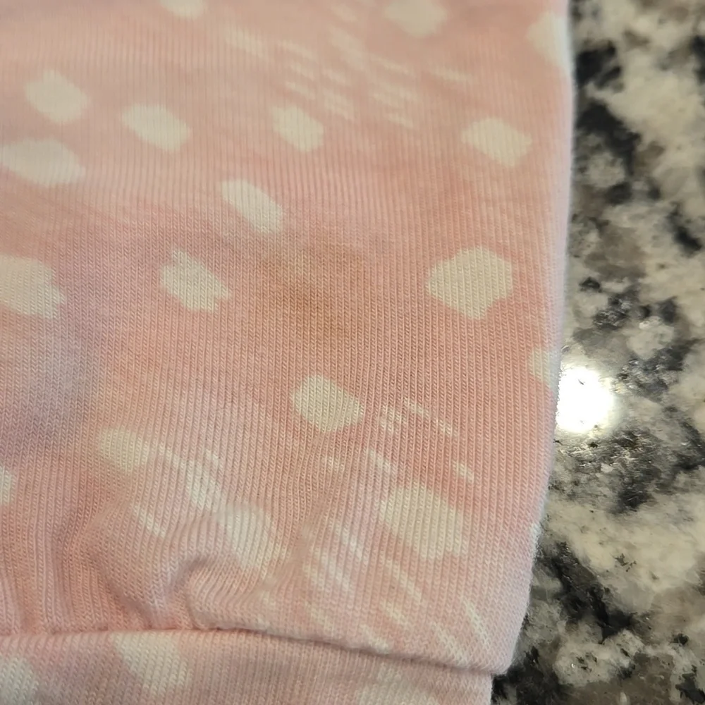 MAGNETIC ME COVERALL. PINK AND WHITE. SIZE 18-24 MONTHS. 27-30 LBS. GIRL'S.